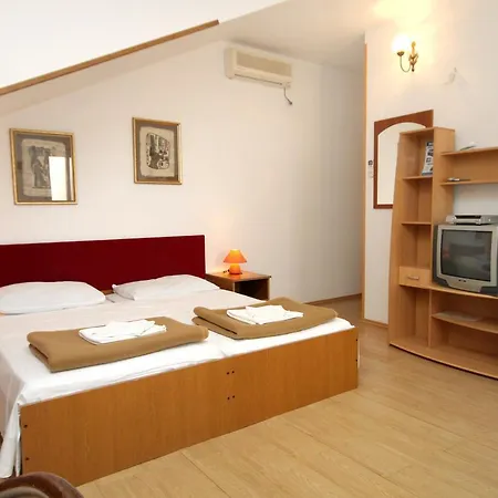 Studio Molunat 3544a Apartmán